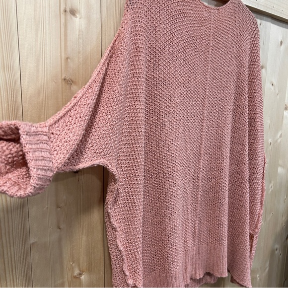 She + Sky Beachy Mauve Open Knit V-Neck Oversized Tunic Sweater – One Size - Picture 4 of 5